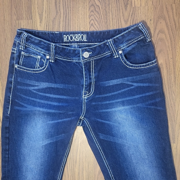 Rock & Roll Cowgirl Mid Rise Bootcut Blue Denim Embelleshed Jeans 33×34 A76 - Picture 10 of 12